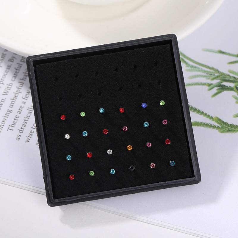 24 قطعة/صندوق كريستال الأنف ال - مراجعة Body Jewelry Changing Kit وسعره