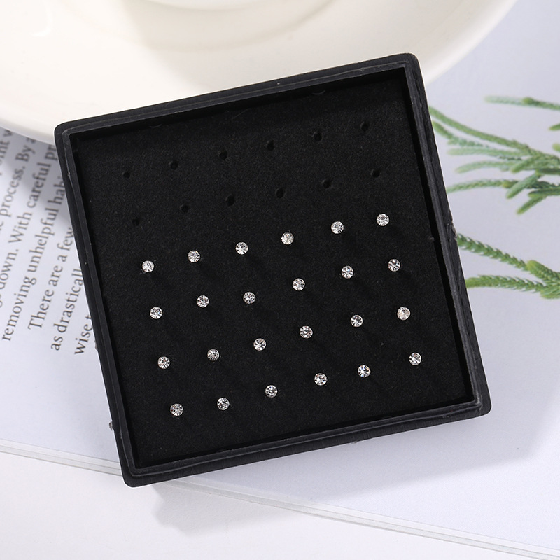 24 قطعة/صندوق كريستال الأنف ال - مراجعة Body Jewelry Changing Kit وسعره